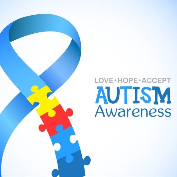 I sell higher end womens, mens & kids cloths and shoes! - Picture 1 of 1